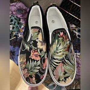 Women's embroidery  Canvas Sneakers Non Slip Loafers SZ 9